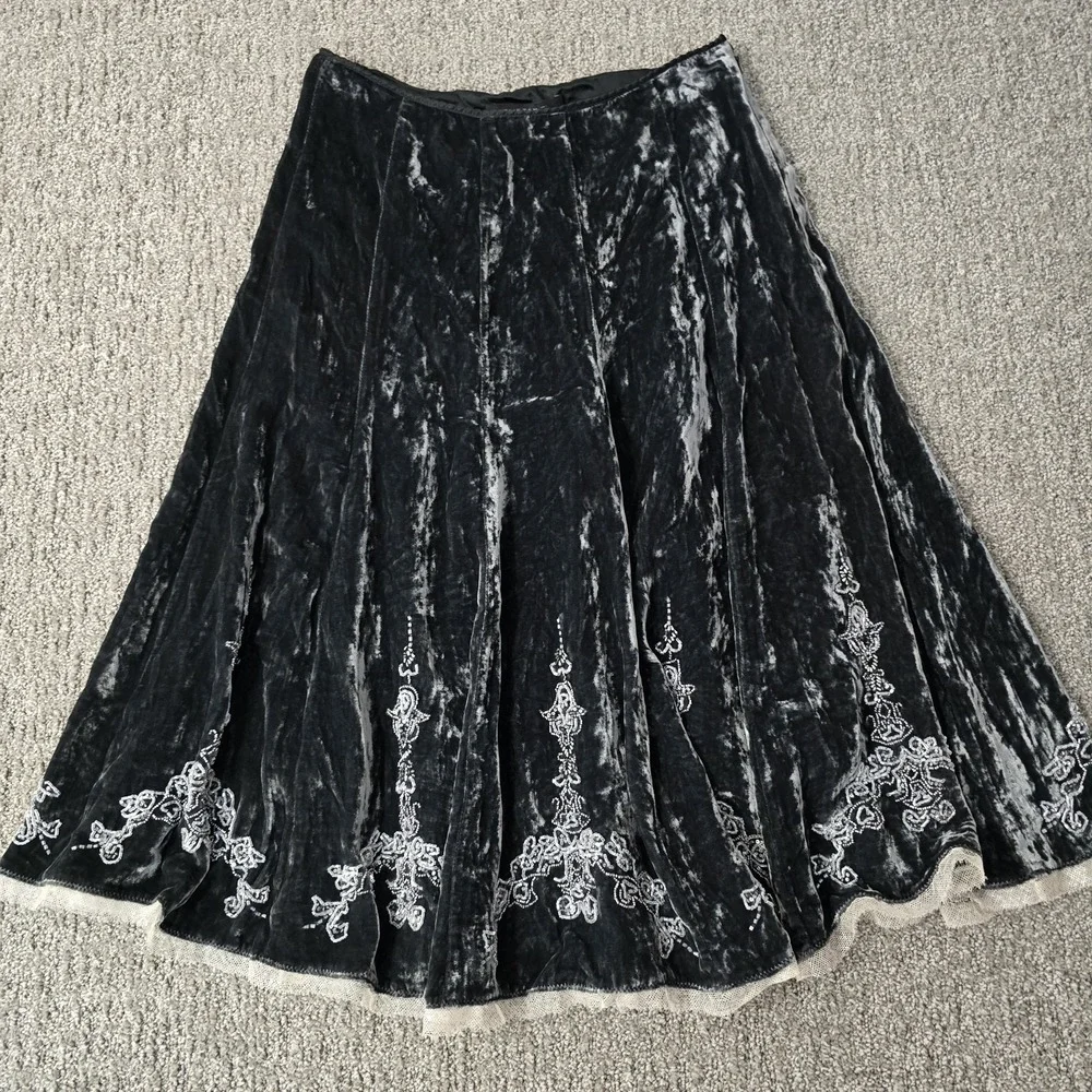 Elie Tahari Beaded Silk Velvet Embroidered Midi Skirt Black Gothic Romantic 2 - Picture 1 of 7